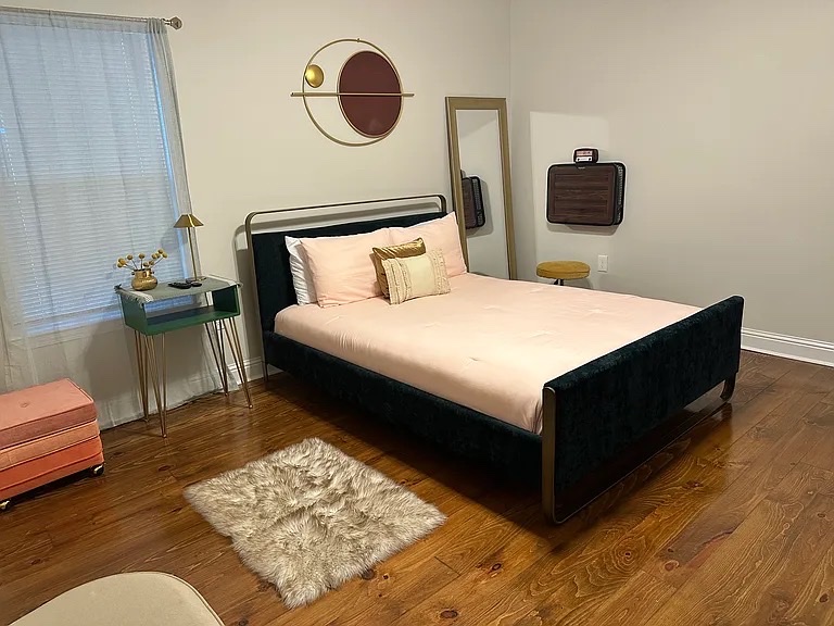 Furnished bedroom alternate thumbnail