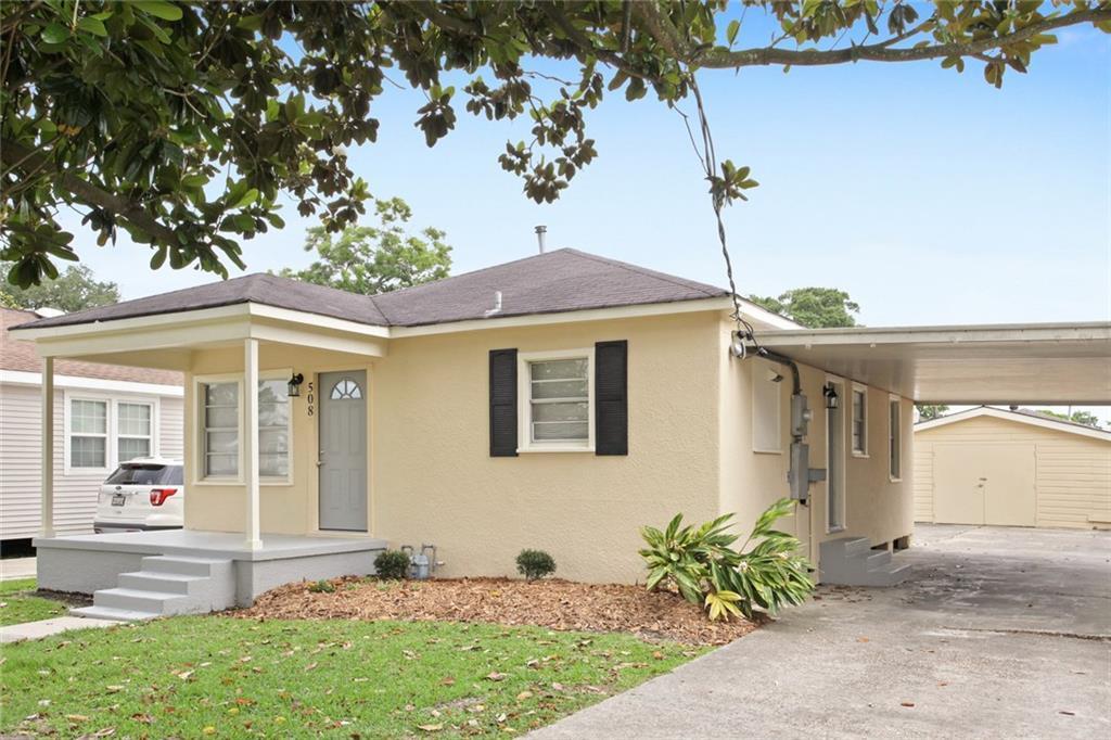 Front exterior of 508 Avenue E, Marrero, LA